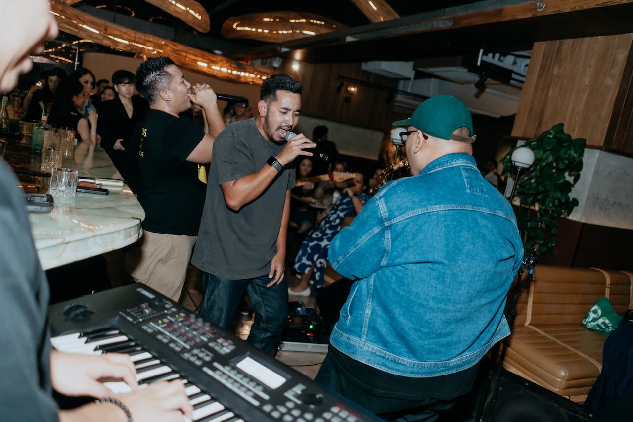 Salsa Together